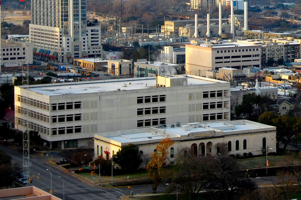 Aerial photograph taken in 2010 of the Austin History Center campus located at 800 and 810 Guadalupe.